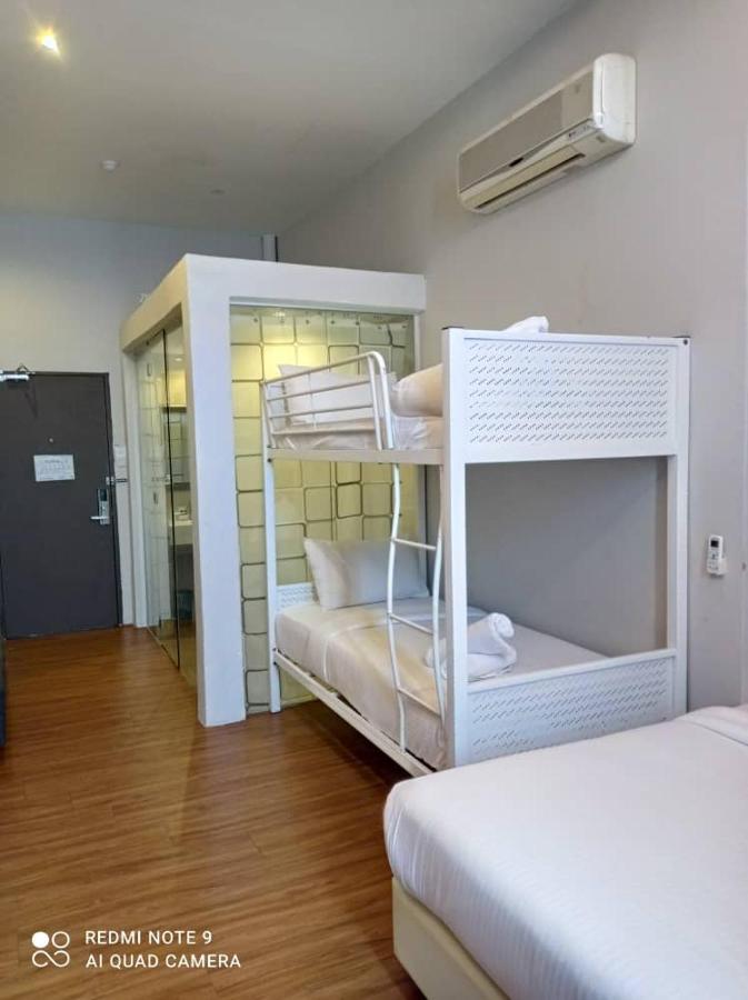เดอะ ริเวอร์แบงก์ โฮเต็ล แอนด์ สปา Hotel กวนตัน ภายนอก รูปภาพ