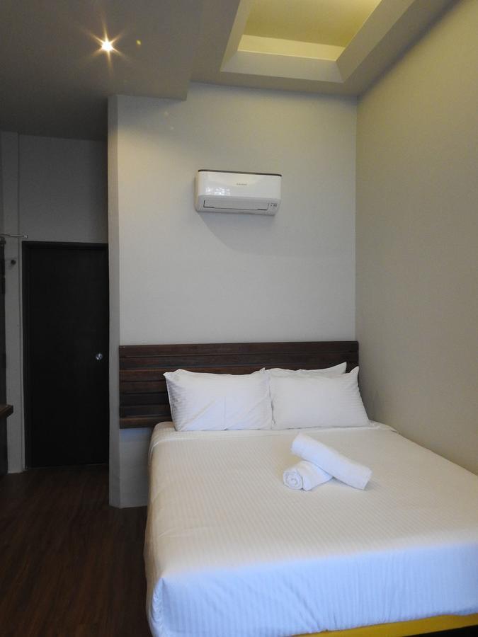 เดอะ ริเวอร์แบงก์ โฮเต็ล แอนด์ สปา Hotel กวนตัน ภายนอก รูปภาพ